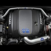 Dodge-Challenger-Machine-Close-Up-690x431